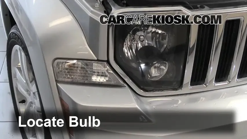 2011 Jeep Liberty Sport 3.7L V6 Éclairage Feux de croisement (remplacer l'ampoule)